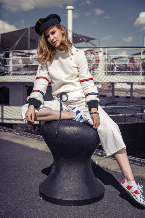 Kuschelliger Pullover in maritimen Look